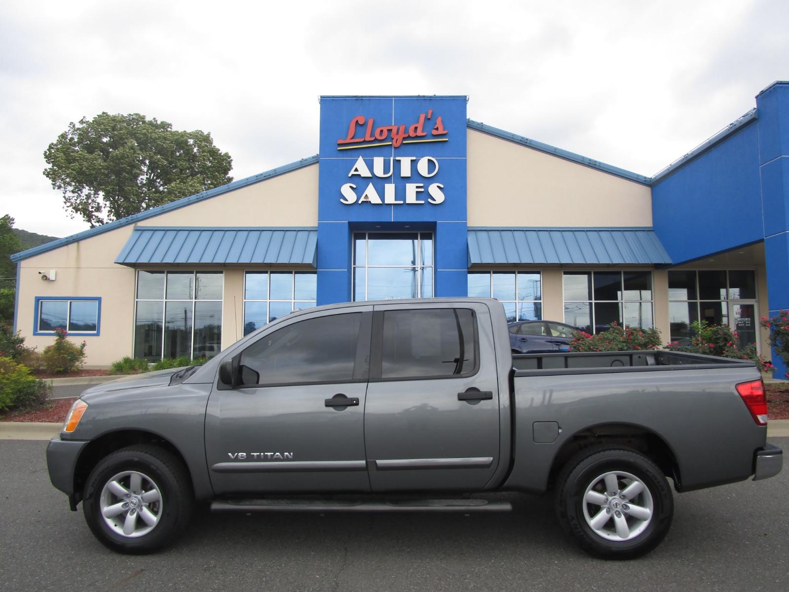 2013 GRAY Nissan Titan (1N6BA0EC2DN) , located at 1814 Albert Pike Road, Hot Springs, AR, 71913, (501) 623-1717, 34.494228, -93.094070 - Photo #0